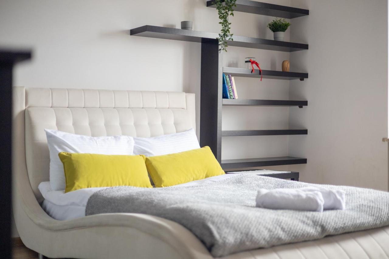 Chmielna City View Studio Apartment Варшава Екстериор снимка