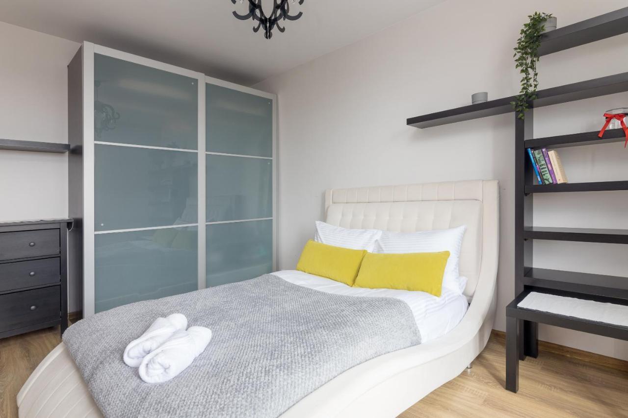Chmielna City View Studio Apartment Варшава Екстериор снимка