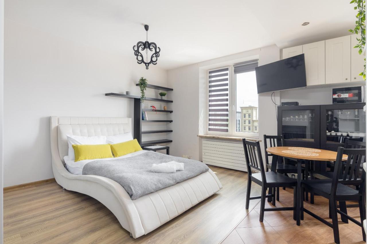Chmielna City View Studio Apartment Варшава Екстериор снимка